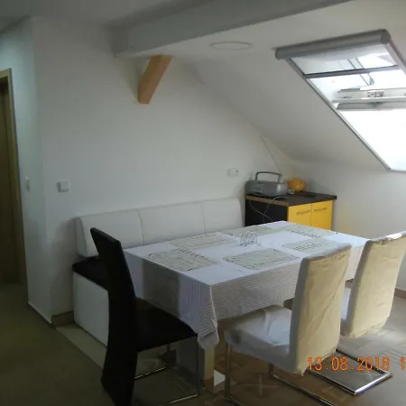 Bara Jizni Morava Breclav Hodonin Homestay *